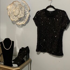 Jones New York black sequins top size medium